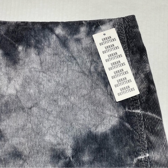 Urban Outfitters BDG Black and Gray A-Line Mini Skirt NWT - Picture 4 of 11